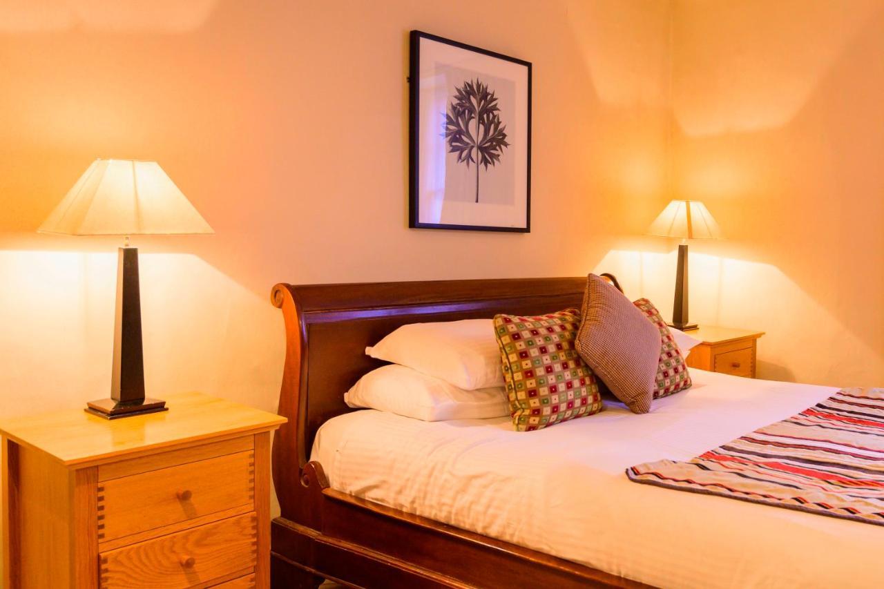 The Swan Hotel - Bradford-On-Avon Luaran gambar
